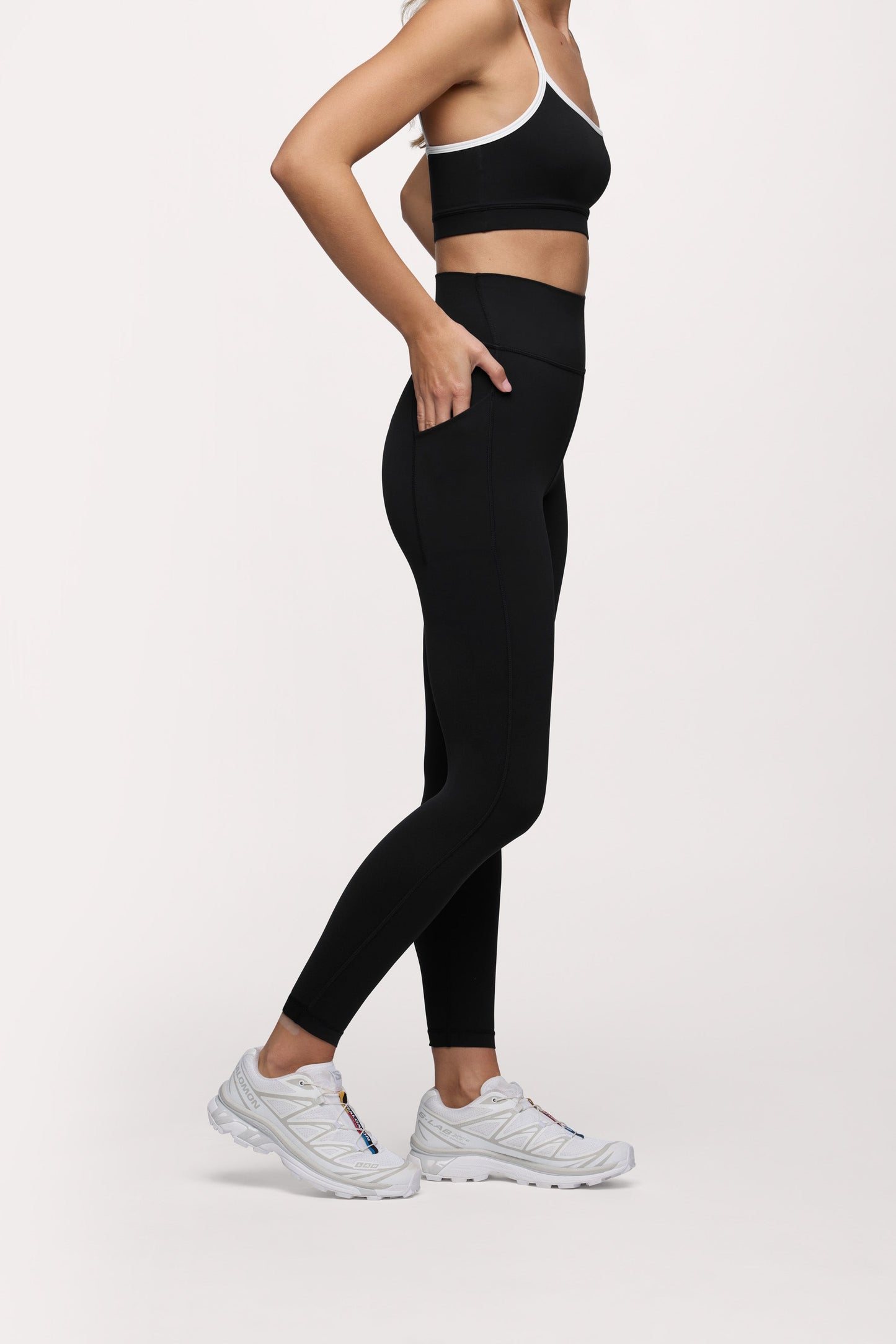 Motion Legging with Pocket | Black