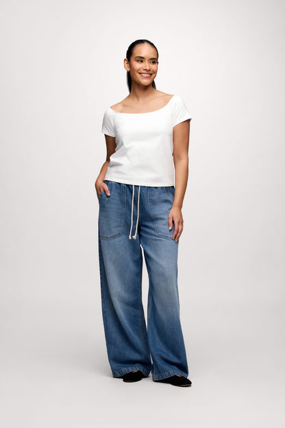 Ease Tee | White