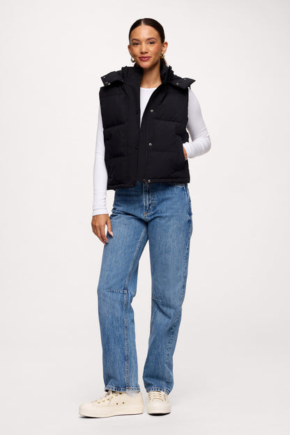 Peak Puffer Vest | Black