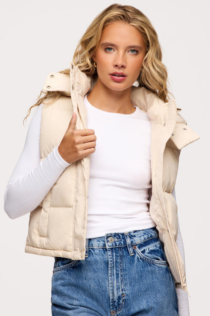 Peak Puffer Vest | Bone