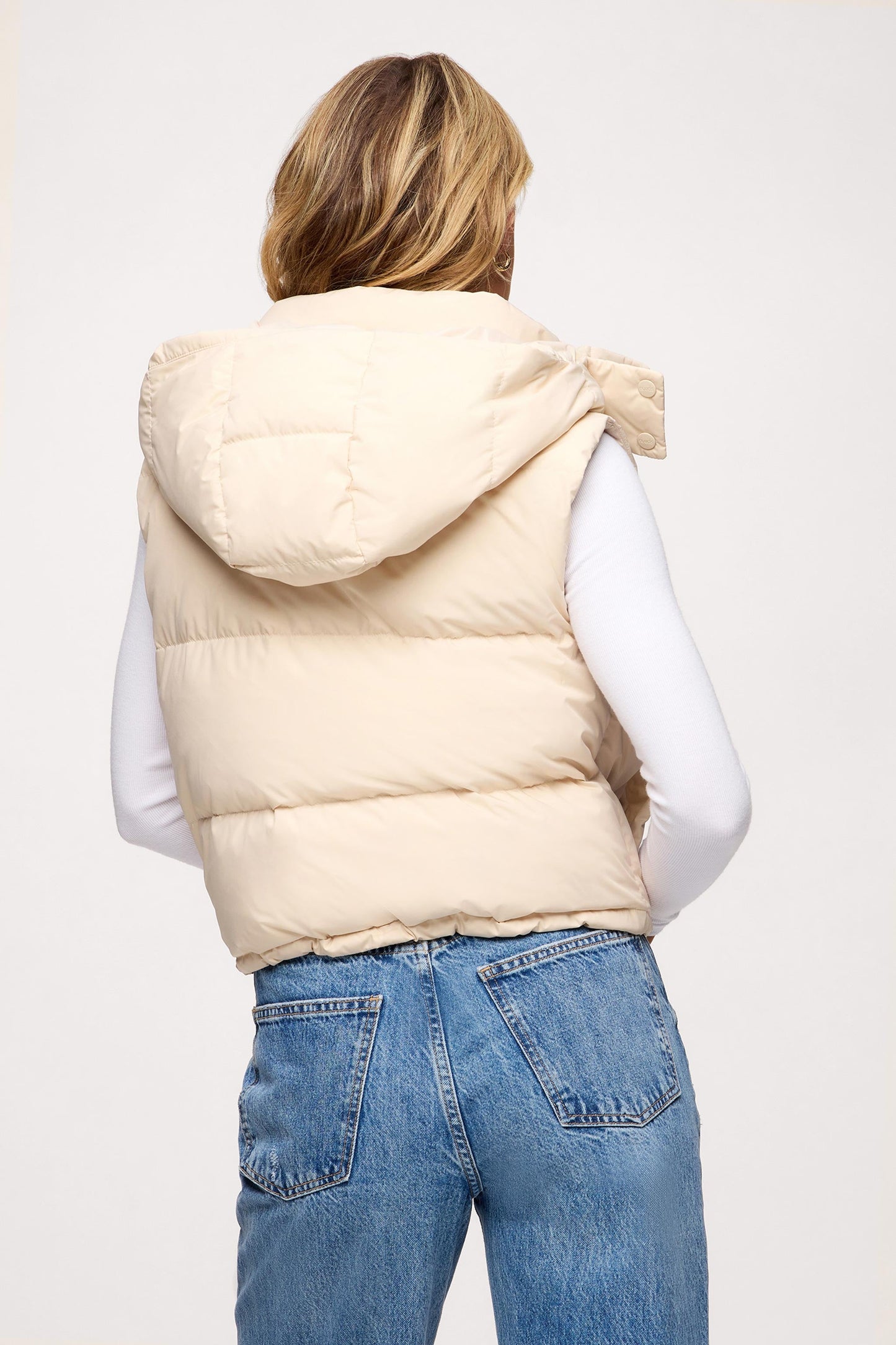 Peak Puffer Vest | Bone