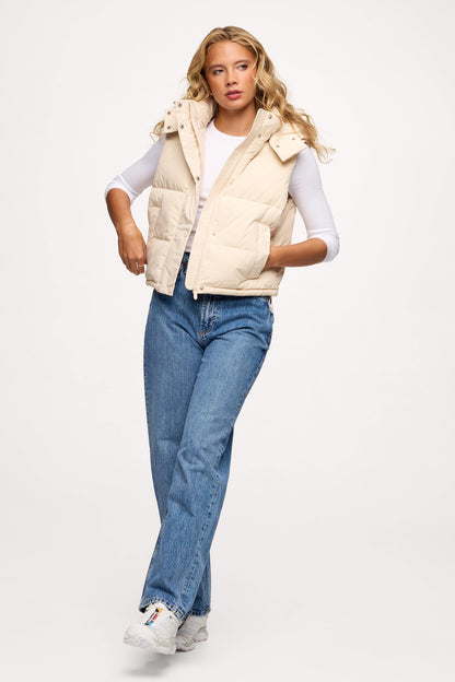Peak Puffer Vest | Bone
