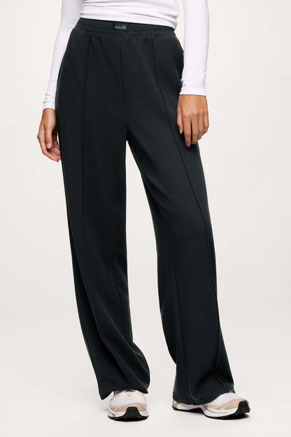 Performance Waffle Wide Leg Pant | Black
