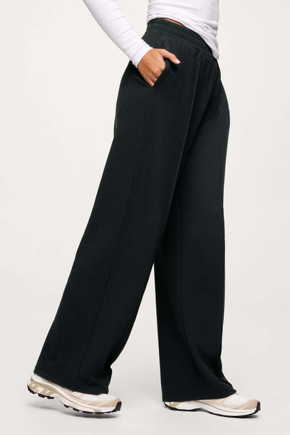 Performance Waffle Wide Leg Pant | Black