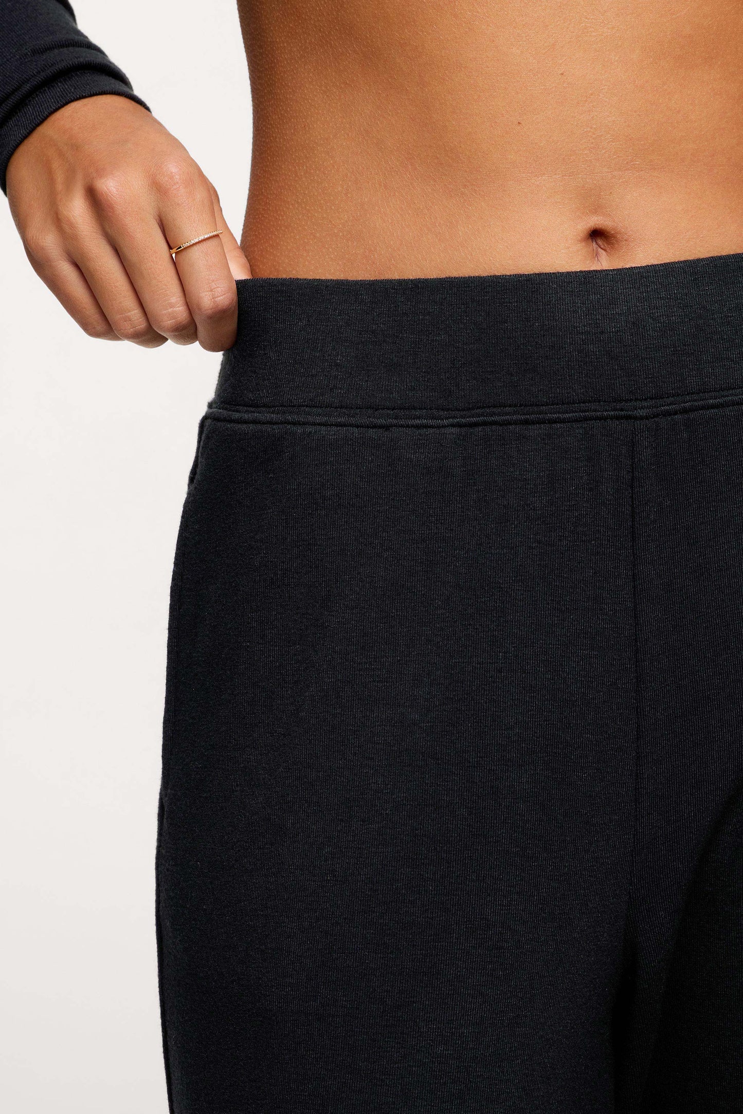The Destination Set | Black