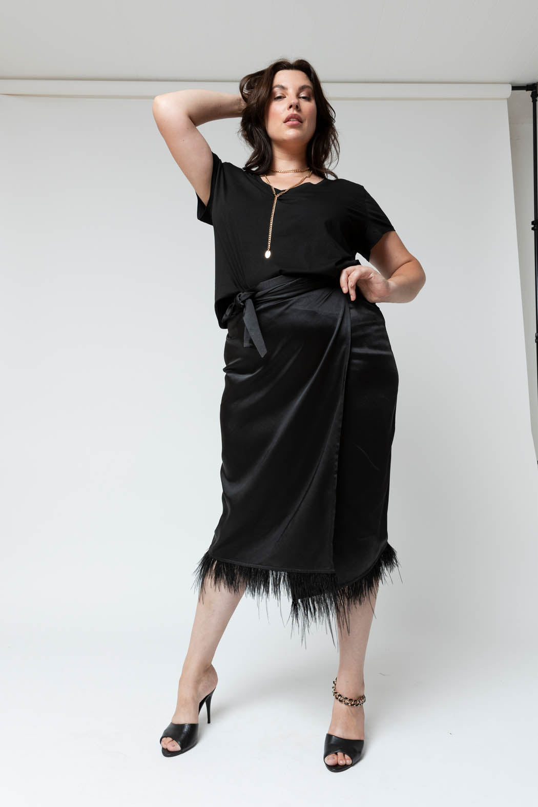 Black Bamboo Vee Tee