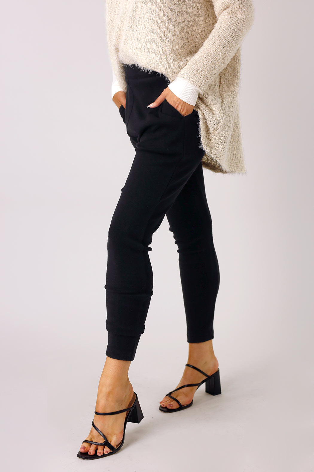 Black Woolly Droppie - FINAL SALE