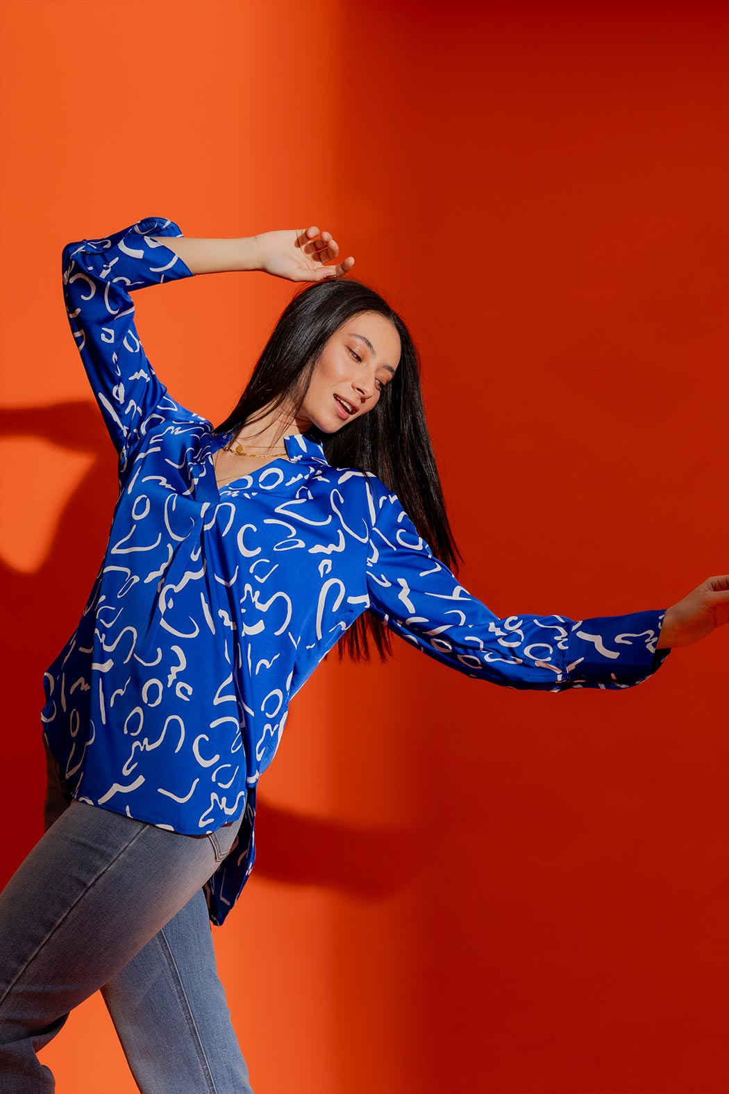 Blue/white Blogger Shirt