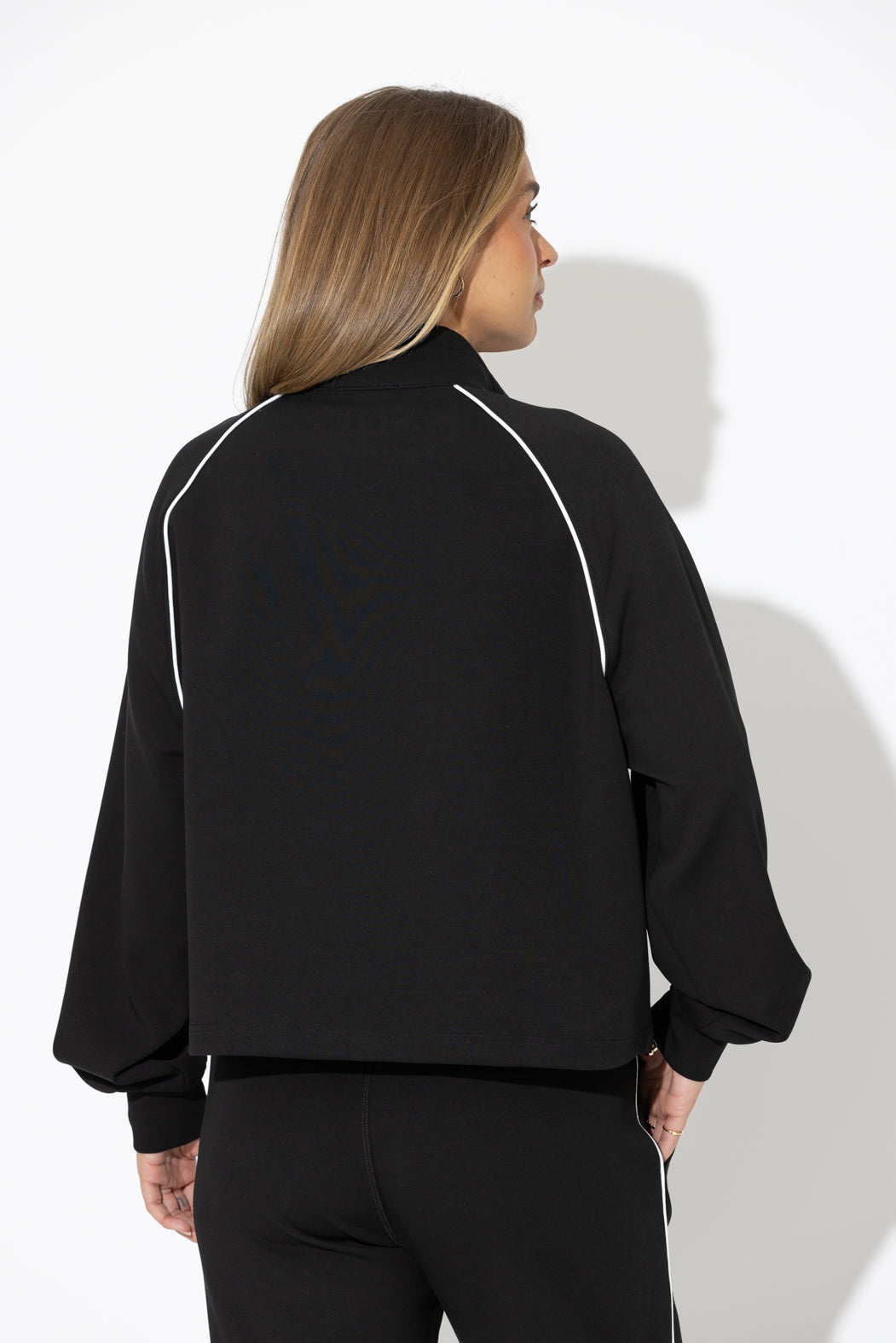Black Scuba Hamptons Jumper