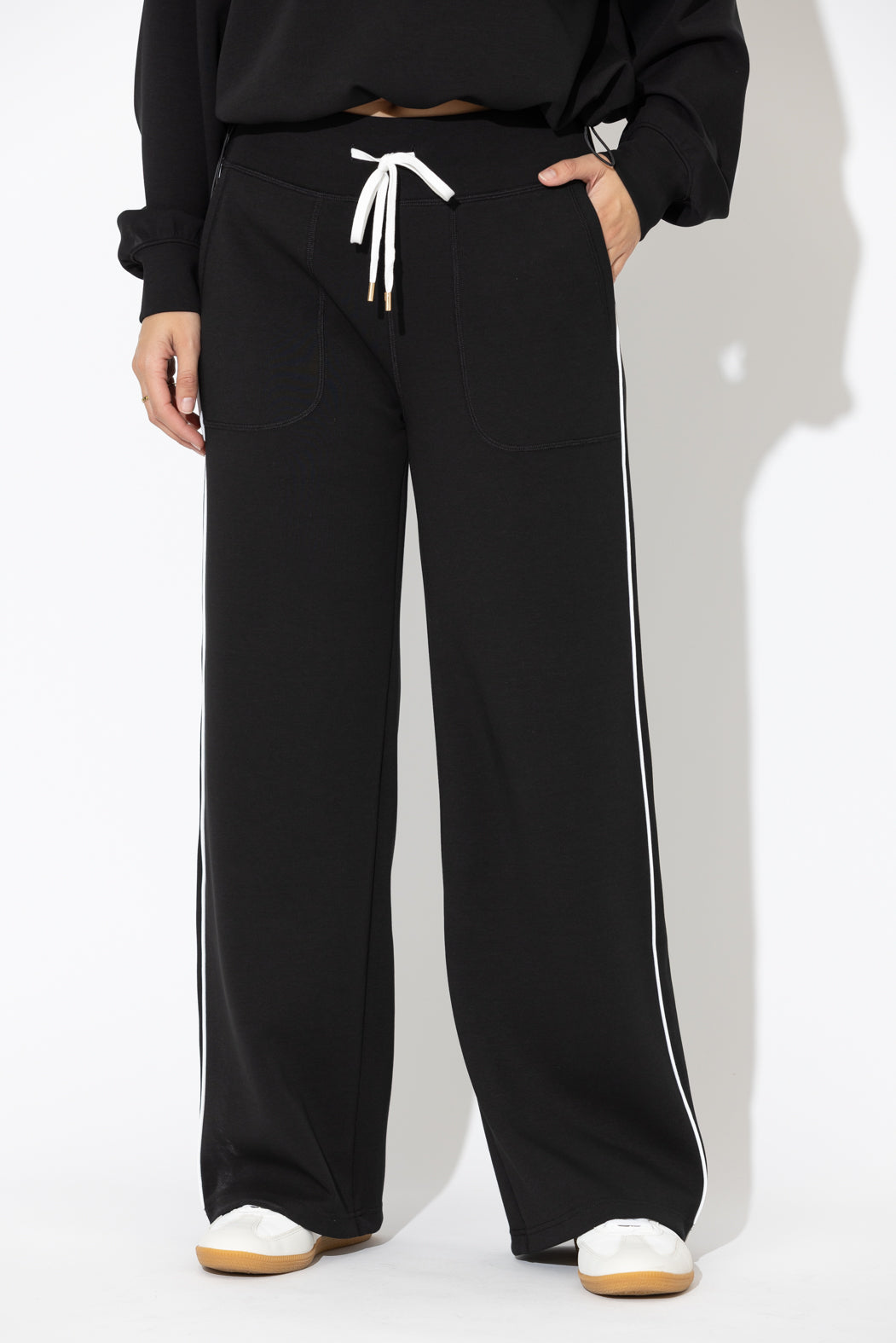 Black Scuba Hamptons Pant