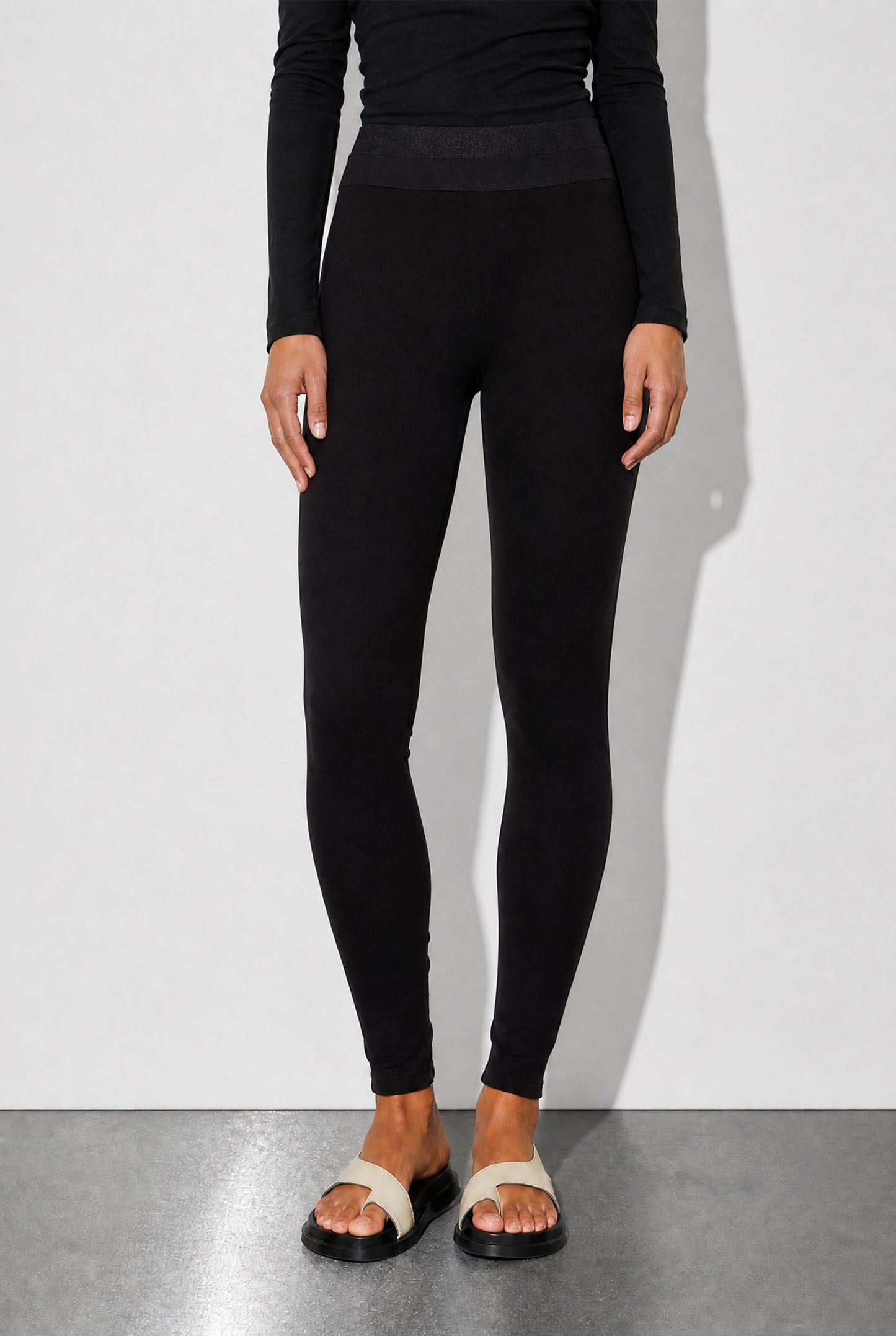 Black Ponte Waist Shaper Miracle Pant