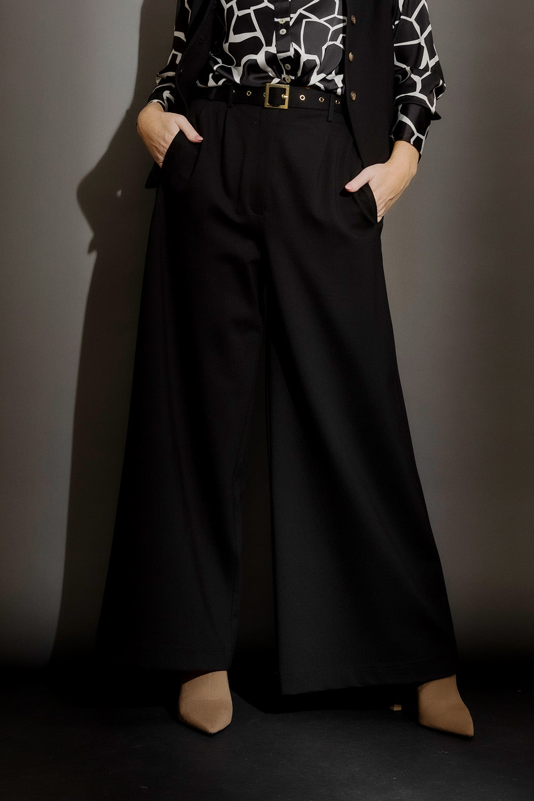 Black Ponte Cosmopolitan Pant